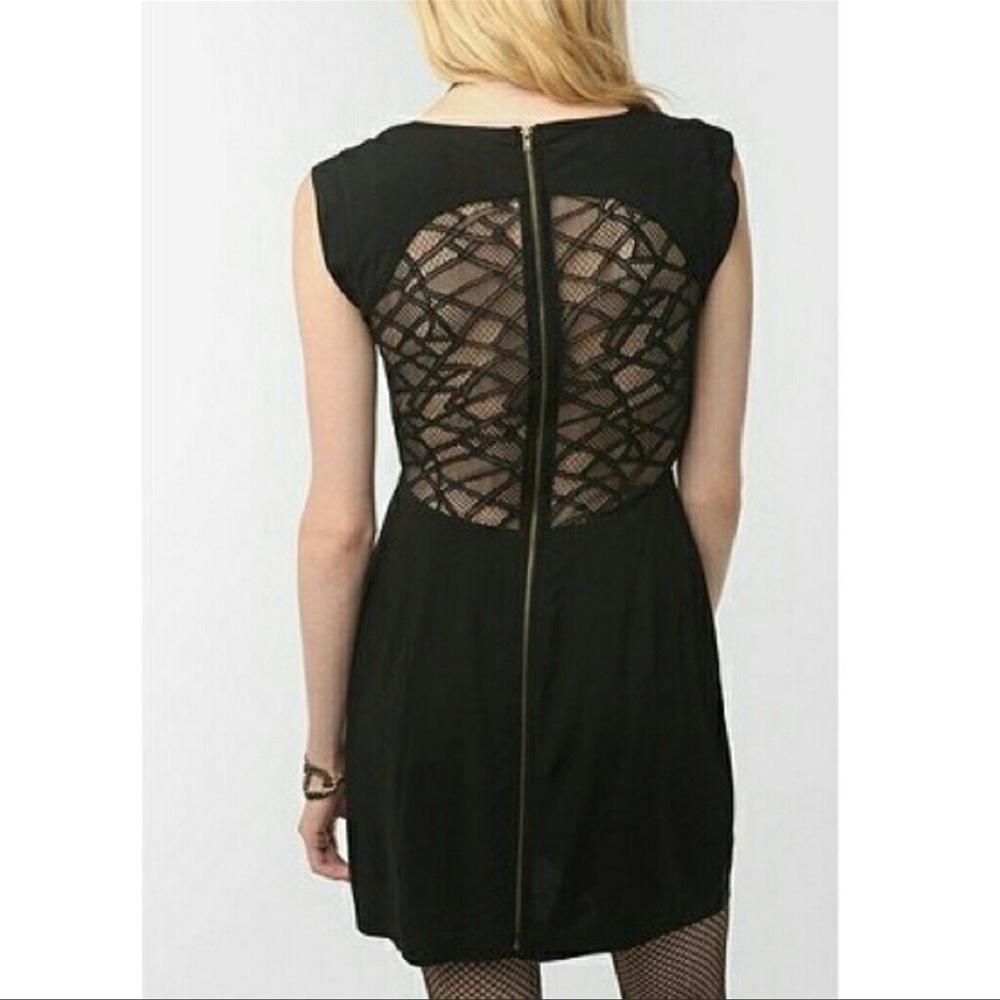 Urban Outfitters- silence + noise - Little Black Dress
